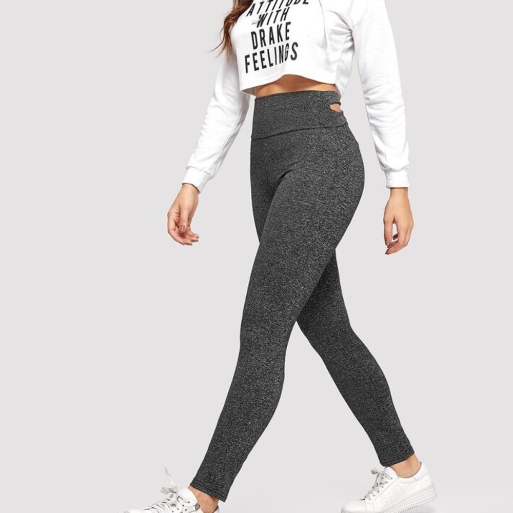 SOLD TRADE✨Crisscross Heathered Knit Leggings - Picture 3 of 6